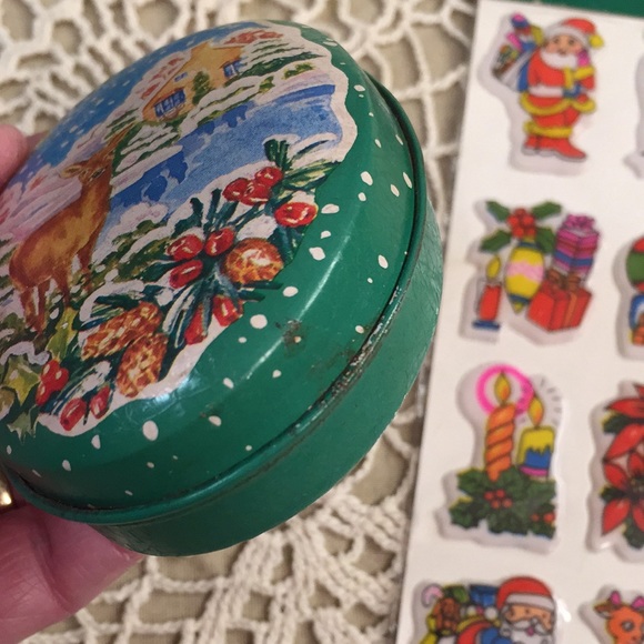 Vintage Christmas Puffy Stickers And Candle Tin NOS 1980s - Picture 10 of 17